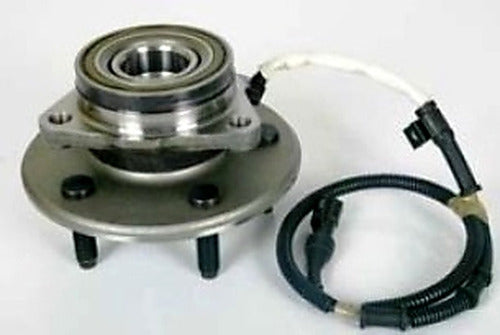 Maza De Rueda Del. 5 Birlos 3 Barrenos Y 33 Estrias 4wd